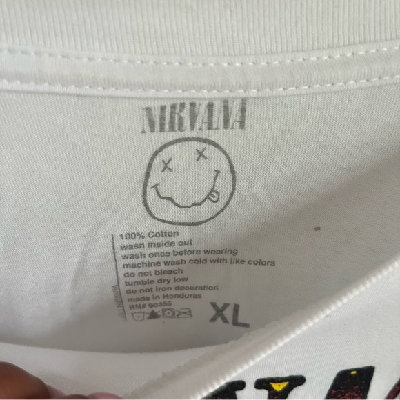 Nirvana t-shirt 🎸 - Picture 3 of 3